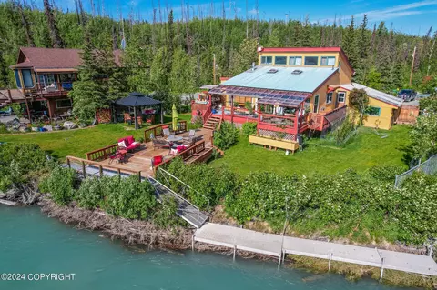35105 Lyon Dr, Sterling, AK 99672