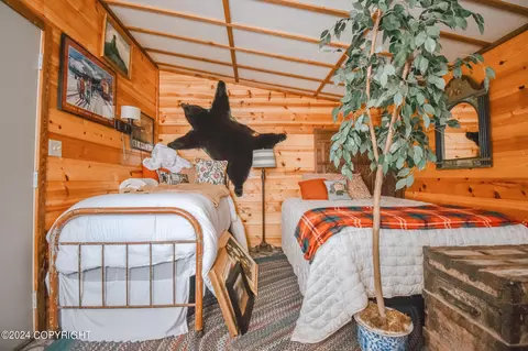 Bedroom - 35105 Lyon Dr, Sterling, AK 99672 photo 6 of 10