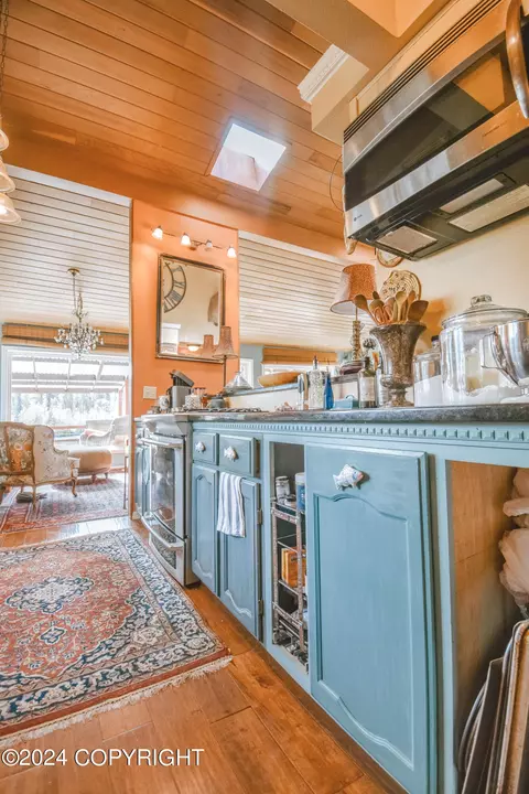 Kitchen - 35105 Lyon Dr, Sterling, AK 99672 photo 5 of 5