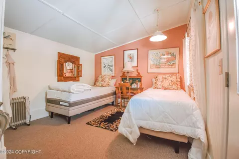 Bedroom - 35105 Lyon Dr, Sterling, AK 99672 photo 8 of 10