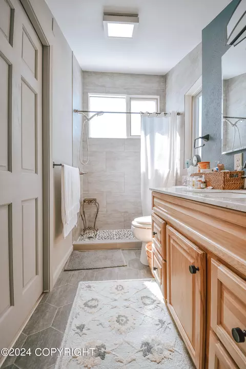 Bath - 35105 Lyon Dr, Sterling, AK 99672 photo 6 of 10