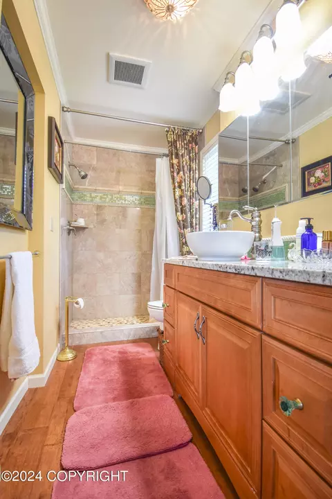 Bath - 35105 Lyon Dr, Sterling, AK 99672 photo 2 of 10