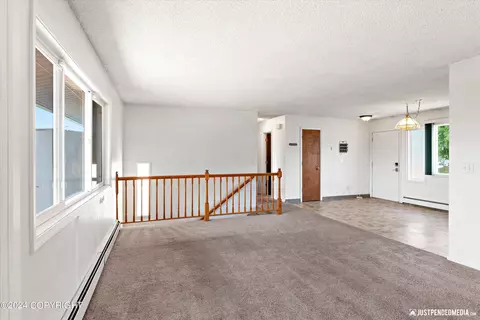 Living - 504 Fredricks Dr, Anchorage, AK 99504 photo 3 of 5