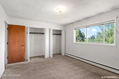 Bedroom - 504 Fredricks Dr, Anchorage, AK 99504 photo 1 of 4