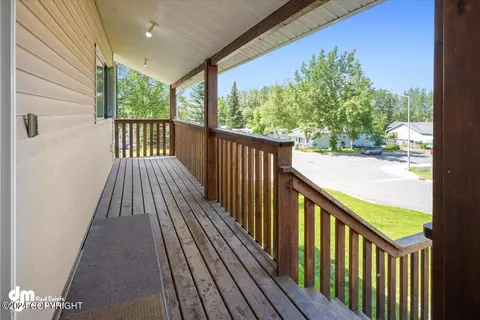 Exterior - 8500 Rangeview Ave, Anchorage, AK 99504 photo 6 of 13