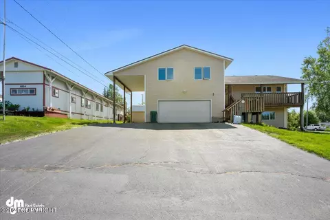 8500 Rangeview Ave, Anchorage, AK 99504