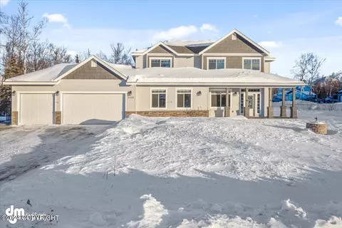 5325 N Shale Cir, Wasilla, AK 99654