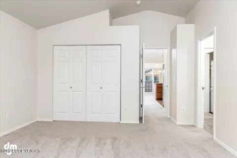 5697 Sapphire Loop # 28, Anchorage, AK 99504 photo 18