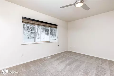 5697 Sapphire Loop # 28, Anchorage, AK 99504 photo 23