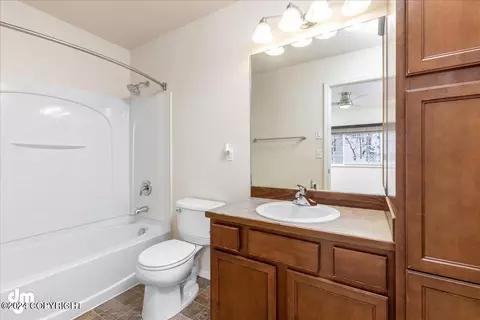5697 Sapphire Loop # 28, Anchorage, AK 99504 photo 26