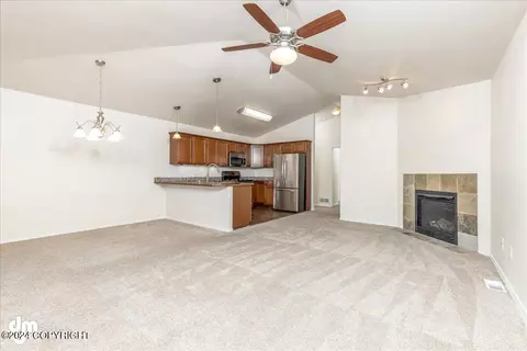 5697 Sapphire Loop # 28, Anchorage, AK 99504 photo 10