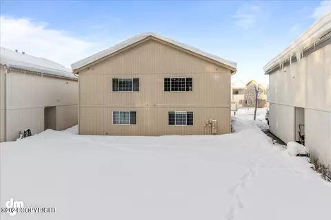 5697 Sapphire Loop # 28, Anchorage, AK 99504 photo 31