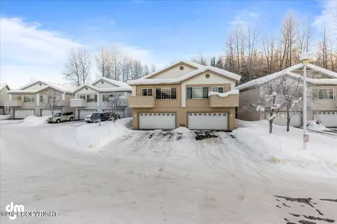 5697 Sapphire Loop # 28, Anchorage, AK 99504 photo 33