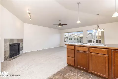 5697 Sapphire Loop # 28, Anchorage, AK 99504 photo 14