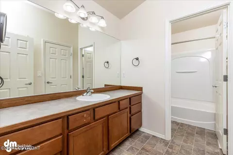 5697 Sapphire Loop # 28, Anchorage, AK 99504 photo 20