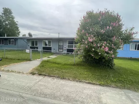 3932 E 6th Ave, Anchorage, AK 99508 photo 2