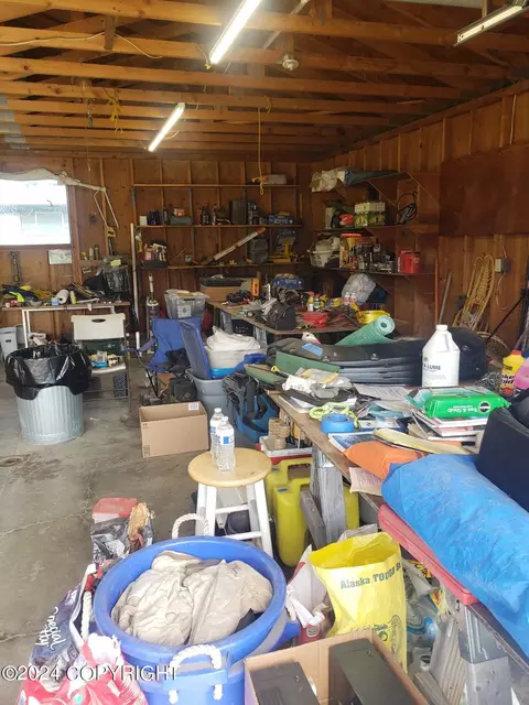 3932 E 6th Ave, Anchorage, AK 99508 photo 8