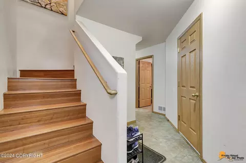 Entry Way - 9386 Morningside Loop, Anchorage, AK 99515 photo 2 of 8