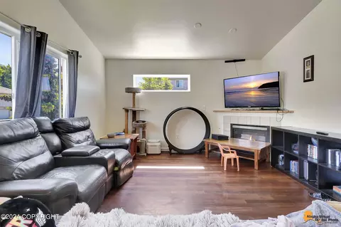 Living - 9386 Morningside Loop, Anchorage, AK 99515 photo 4 of 4