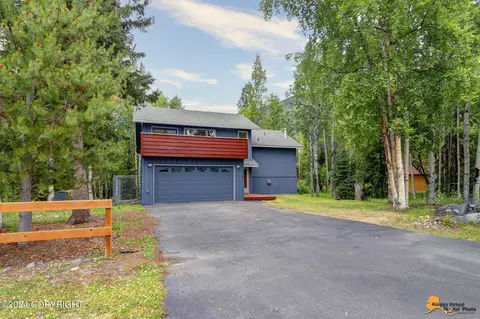 19639 2nd St, Eagle River, AK 99577