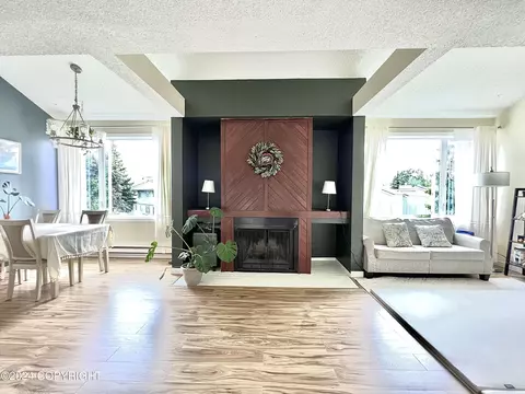 612 Copperbush Ct # 612, Anchorage, AK 99518