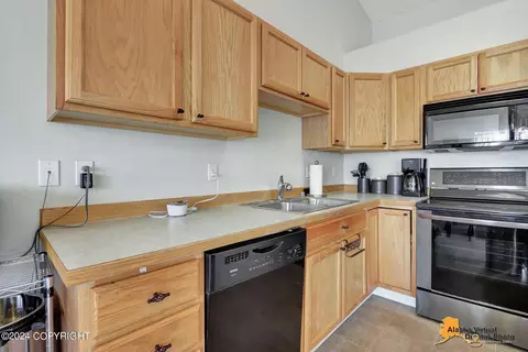 Kitchen - 5587 Sapphire Loop # 13A, Anchorage, AK 99504 photo 3 of 5