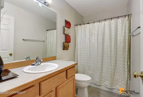 Bath - 5587 Sapphire Loop # 13A, Anchorage, AK 99504 photo 1 of 2