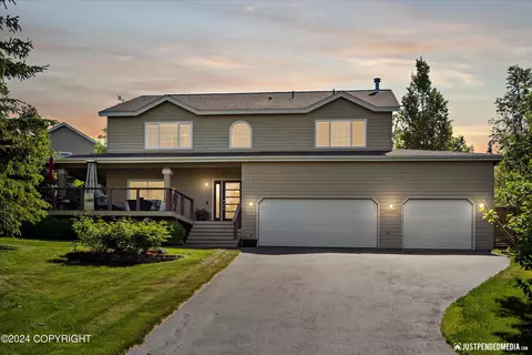 16337 Seville Park Cir, Anchorage, AK 99516