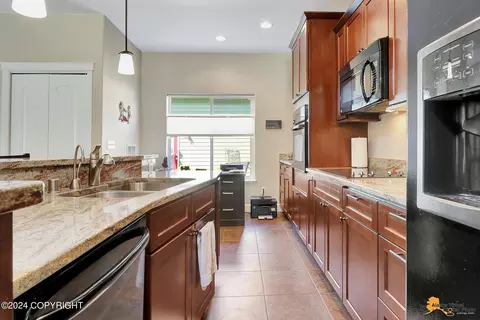 1108 E St, Anchorage, AK 99501 photo 11