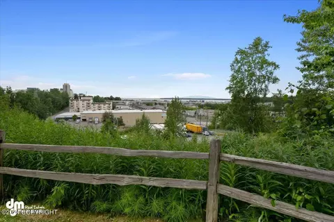 140 Eagle St # 203, Anchorage, AK 99501 photo 28