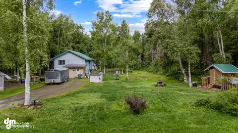 9871 W Bridle Ln, Wasilla, AK 99623