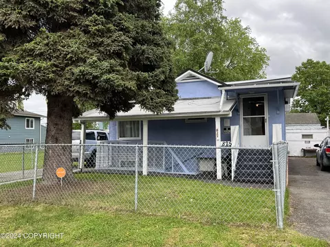 825 N Lane St, Anchorage, AK 99501