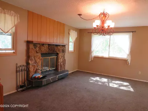 19033 N Chichagof Loop, Eagle River, AK 99577 photo 7