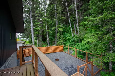Exterior - 513 First Ave, Seward, AK 99664 photo 4 of 10