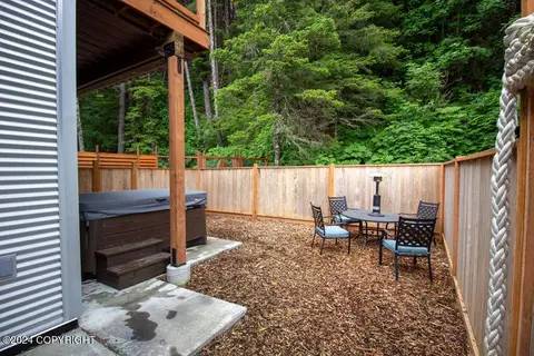 Exterior - 513 First Ave, Seward, AK 99664 photo 8 of 10