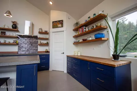 Kitchen - 513 First Ave, Seward, AK 99664 photo 2 of 5