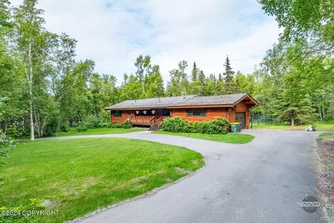 13321 Alpine Dr, Anchorage, AK 99516
