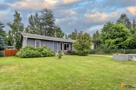 13401 Diggins Dr, Anchorage, AK 99515