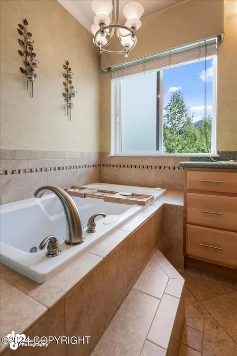 Bath - 13521 Vasili Dr, Eagle River, AK 99577 photo 3 of 9