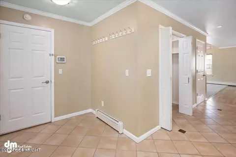 Entry Way - 13521 Vasili Dr, Eagle River, AK 99577 photo 6 of 6