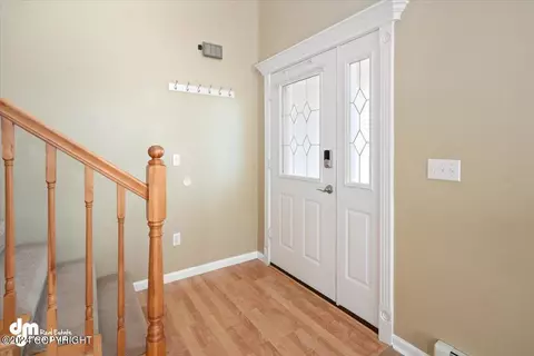 Entry Way - 13521 Vasili Dr, Eagle River, AK 99577 photo 2 of 6