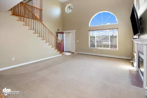 Living - 13521 Vasili Dr, Eagle River, AK 99577 photo 2 of 5