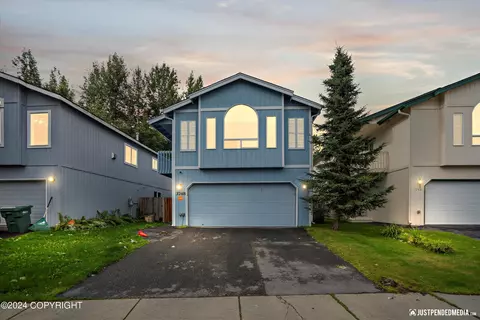 3748 Sycamore Loop, Anchorage, AK 99504 photo 1