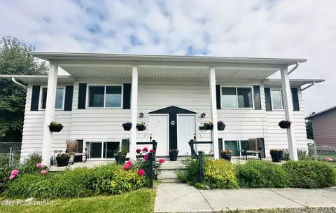 4527 E 6th Ave, Anchorage, AK 99508 photo 1