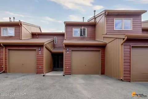 10224 Jamestown Dr # 4F, Anchorage, AK 99507