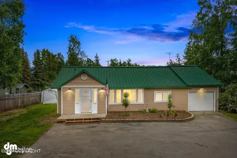 12831 Brandon St, Anchorage, AK 99515