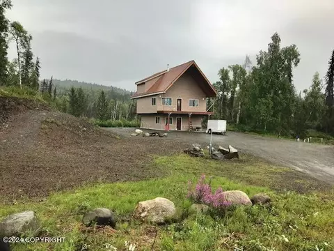 1654 N Johanna Cir, Trapper Creek, AK 99683