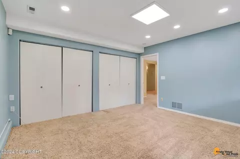 8703 Mendocino Cir, Eagle River, AK 99577 photo 37
