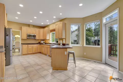 8703 Mendocino Cir, Eagle River, AK 99577 photo 12