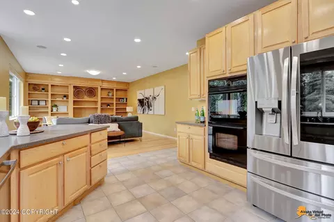 8703 Mendocino Cir, Eagle River, AK 99577 photo 13